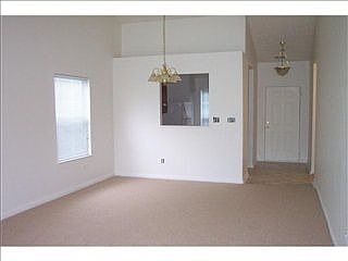 3rd image of 50 E Hanna Ave