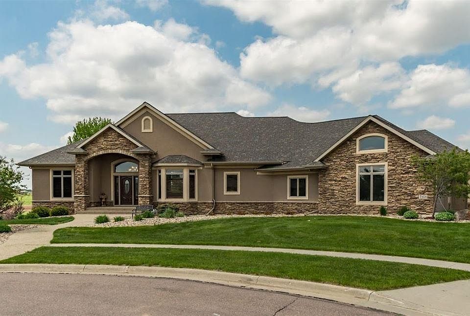 1st image of 7101 S Waterstone Cir