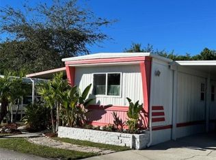 135 Moorhead Mnr #135, Naples, FL 34112