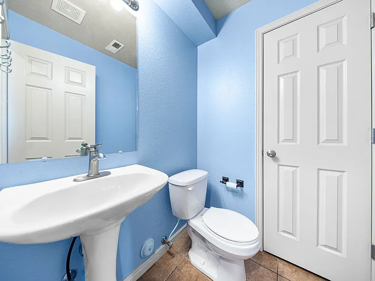 3155 S Hidden Valley Dr #212 — Photo 9