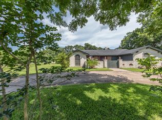 327 Edgewood St, League City, TX 77573