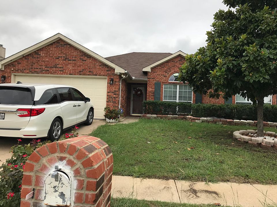 1st image of 410 Flushing Quail Dr