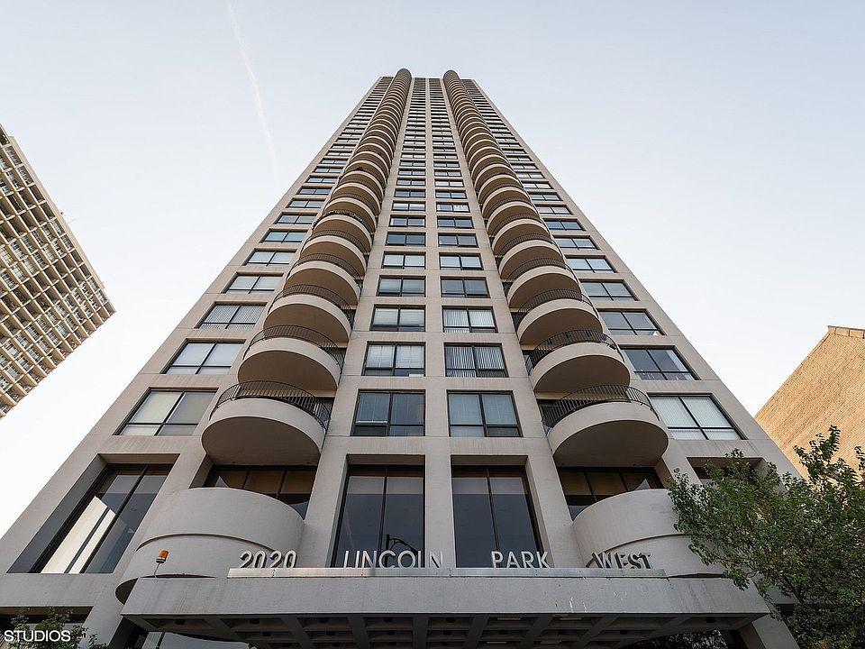 1st image of 2020 N Lincoln Park W #38AB