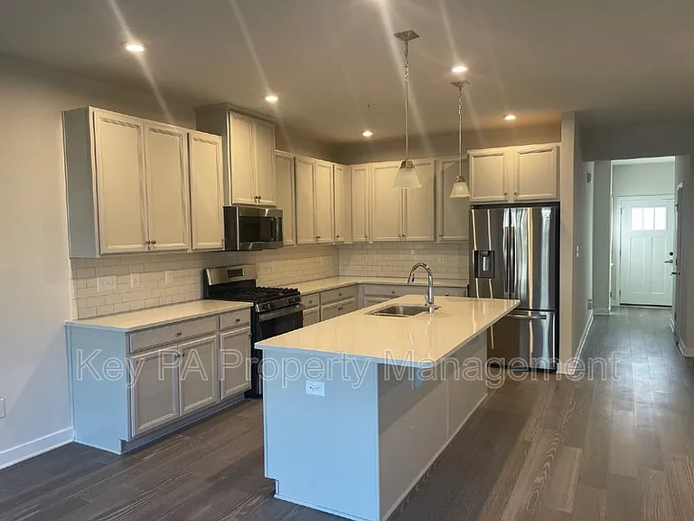 205 Hibiscus Way — Photo 5