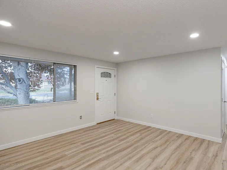 4106 McLean Dr — Photo 6