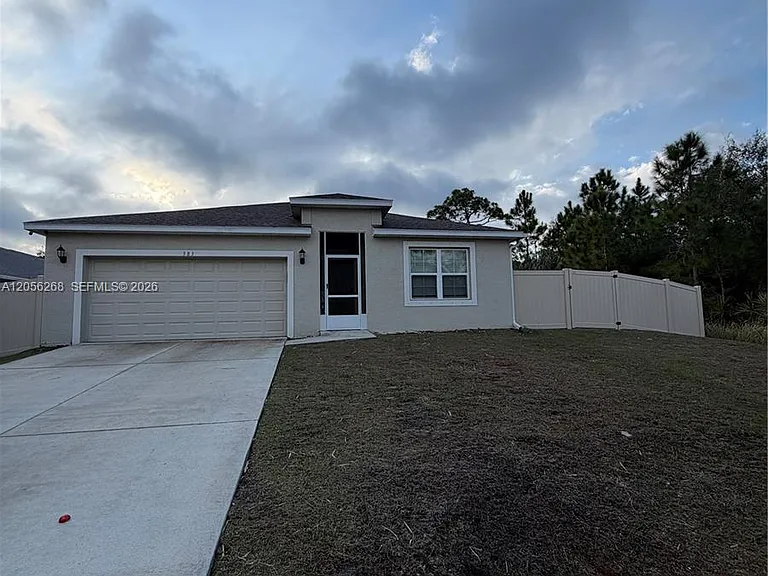 383 Hanford Rd SW — Photo 1