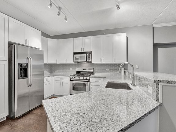 3rd image of 6420 Double Eagle Dr Unit 405
