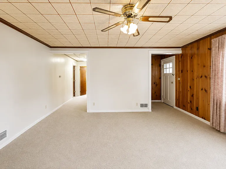 690 Masonic Park Rd — Photo 5