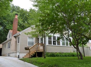 746 34th St, Des Moines, IA 50312