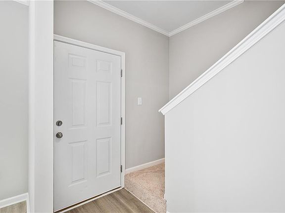 4th image of 2826 Laurel Ridge Cir