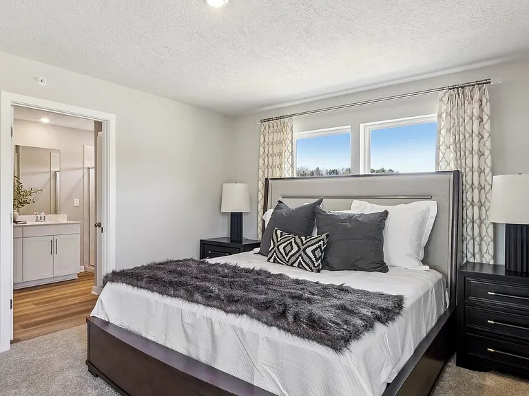 415 Harmon Ct — Photo 11