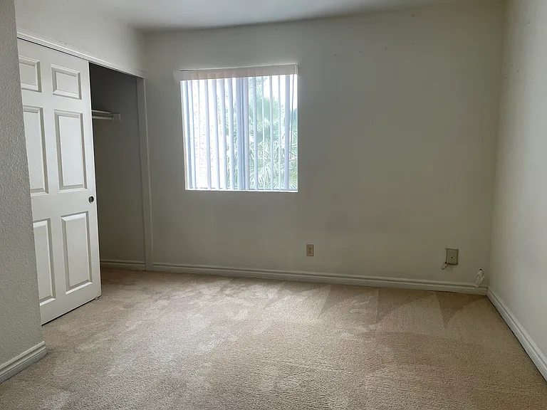 5163 Indian River Dr #202 — Photo 13