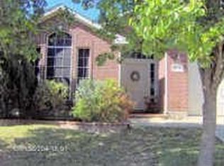 413 E Whitener Rd, Euless, TX 76040