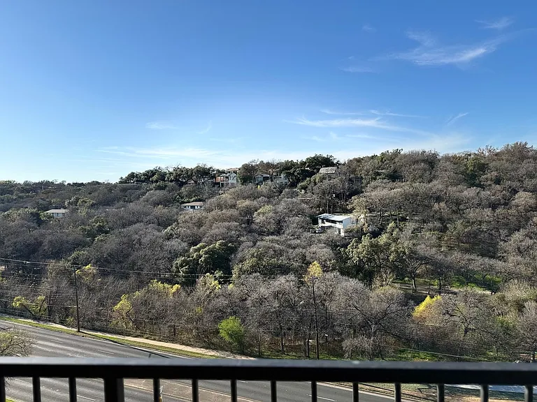 2500 Longview St #511 — Photo 16