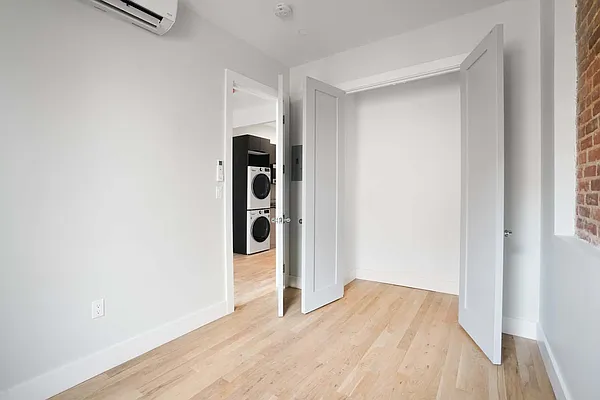 Rented by Compass | media 4