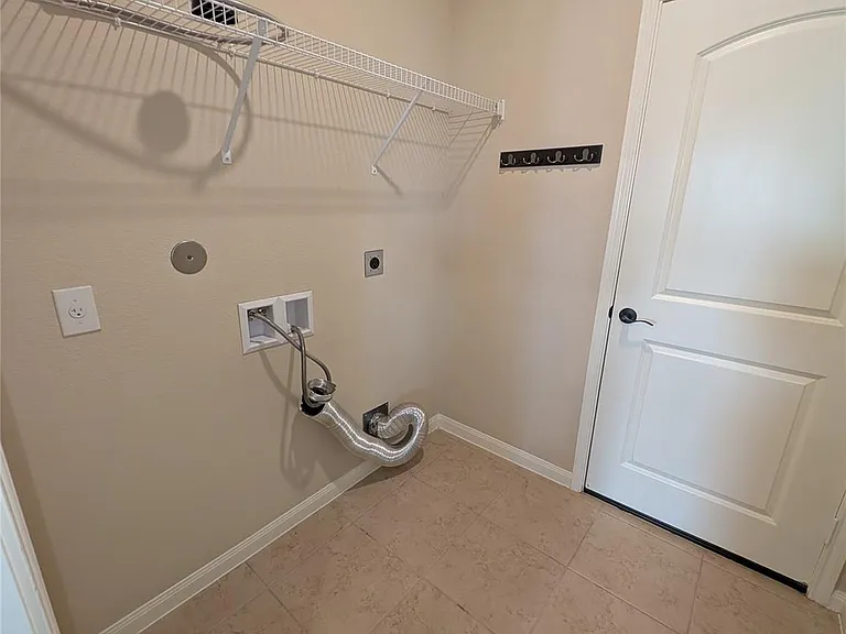 21210 Echo Manor Dr — Photo 16