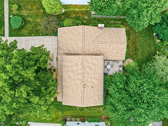 2nd image of 351 Eric Ln