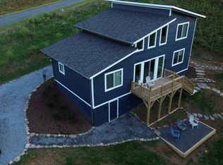 1958 Twisted Oak Rd, Talking Rock, GA 30175