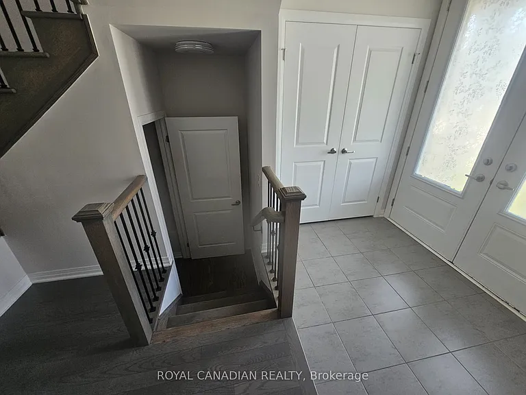 233 Leslie Davis St — Photo 5
