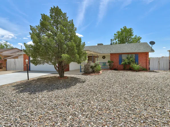 6274 Roadrunner Loop NE, Rio Rancho, NM 87144