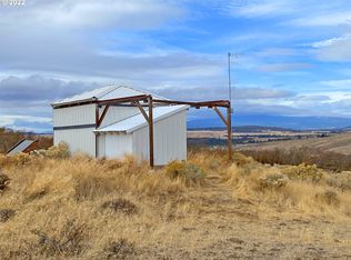 Off Gnarly Oaks, Goldendale, WA 98620
