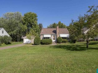 2601 Hagberg St, Duluth, MN 55811