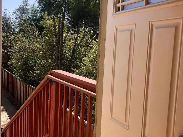 2420 Maywood Ave — Photo 11