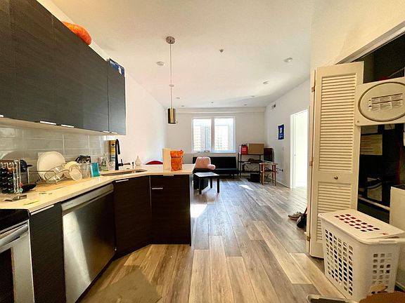 4th image of 1620 Cecil B Moore Ave #2O4