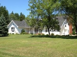 1518 Kaby Ave, Crivitz, WI 54114