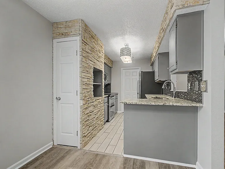 1850 Newman Ln — Photo 22