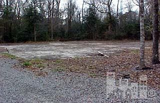 1st image of 1009 NE Maplewood Court