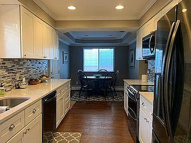2698 Yorkshire Rd — Photo 35