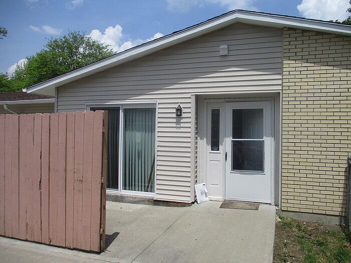 1st image of 3576 Golden Meadows Ct Unit 3576