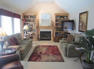 22434 Walnut Ct, South Bend, IN 46628