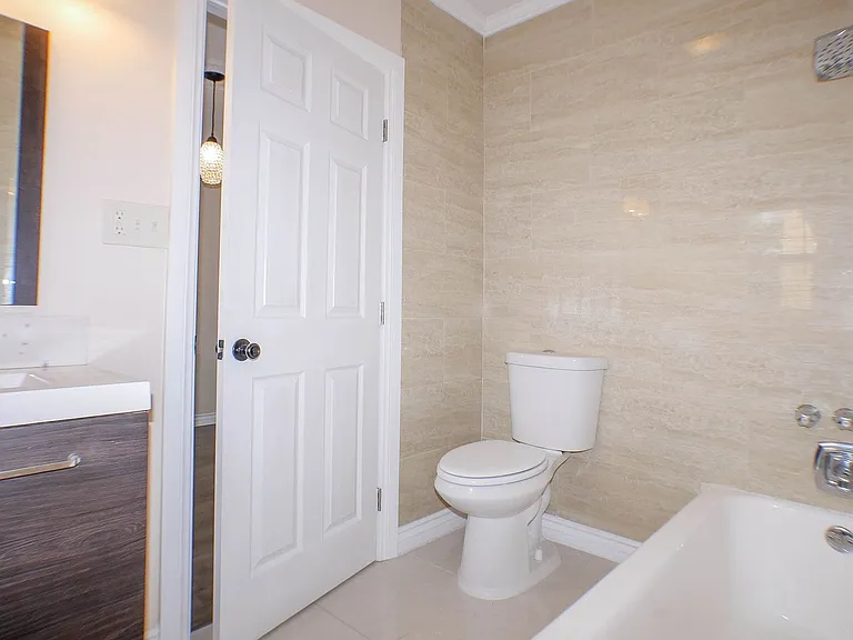 2924-2932 Suncrest Dr — Photo 44