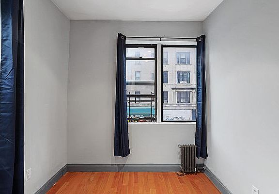 4th image of 20 Avenue A APT 2E