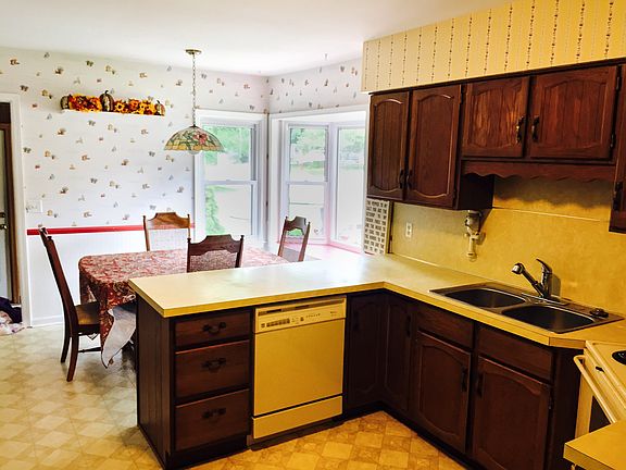 Kitchen - Angle 2