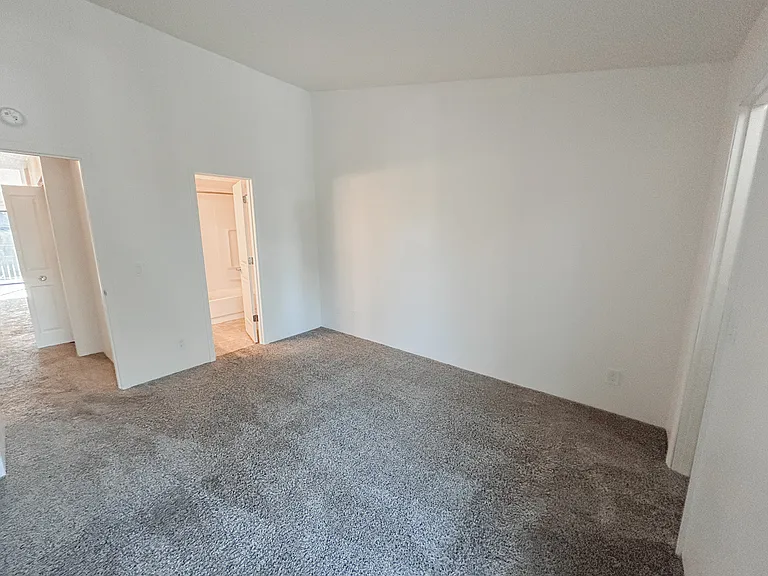 Stone Creek Apartments Beaverton — Photo 100