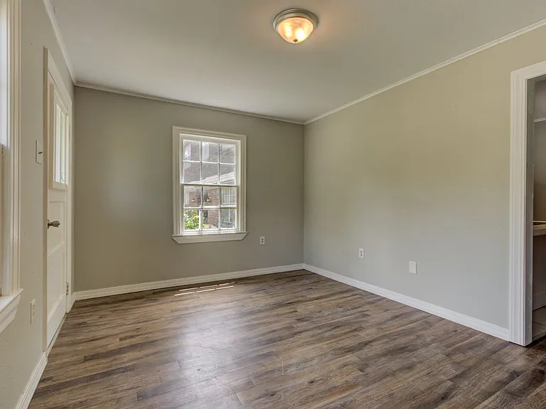 SF-007-904/906 South 20th Street Duplex — Photo 7