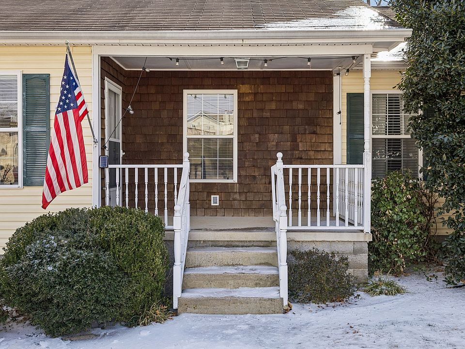 1st image of 608 Jasmin Dr