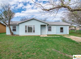 1615 Tremont St, Belton, TX 76513