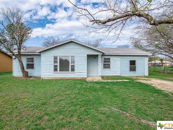 1615 Tremont St, Belton, TX 76513