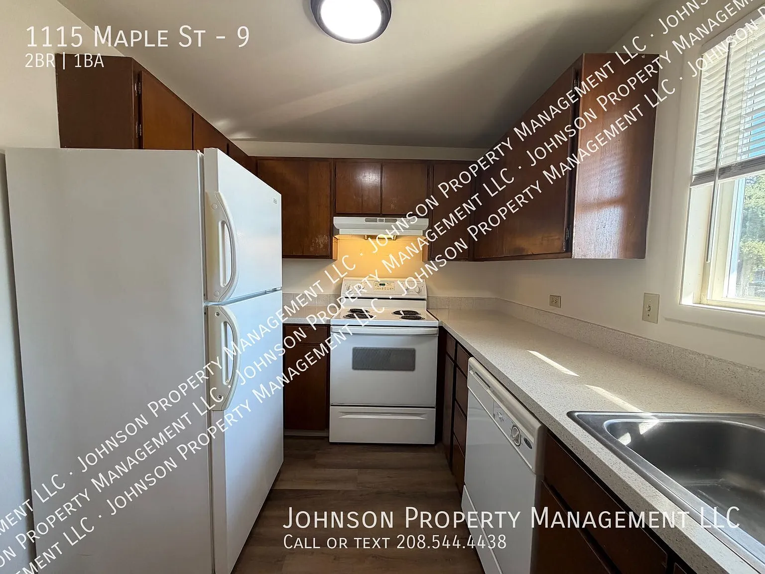 Spacious South Nampa Apartment with Single Car Garage. — Photo 2