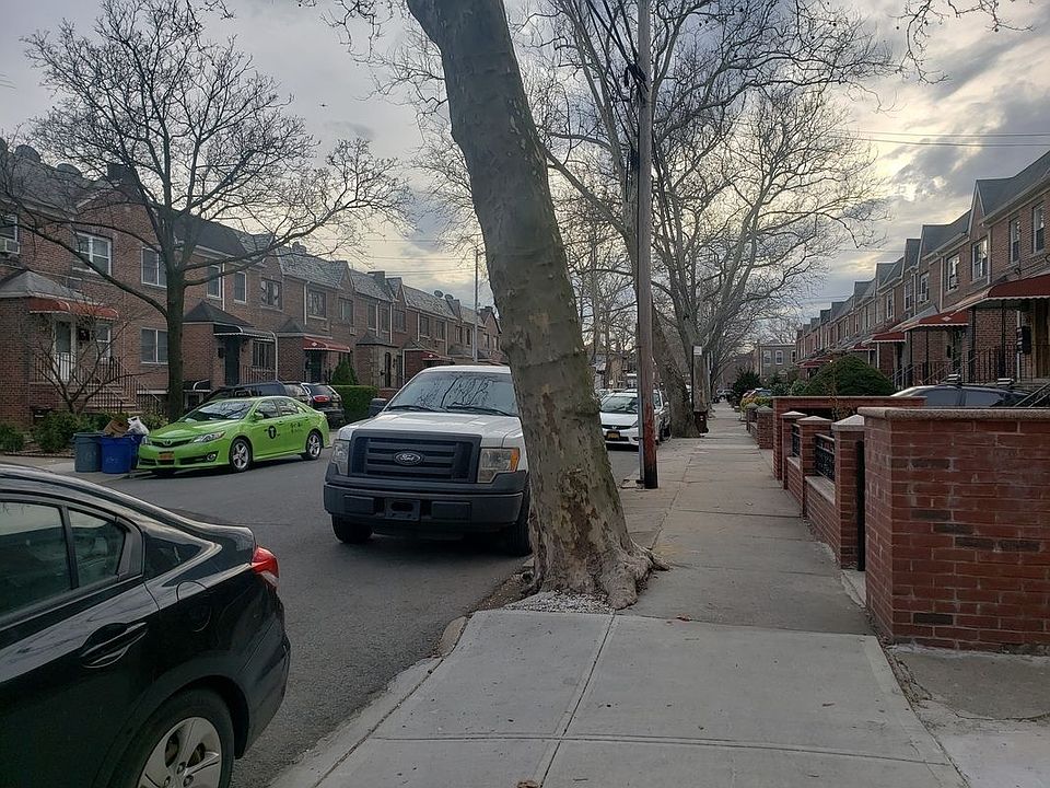 1st image of 76 Minna St #3