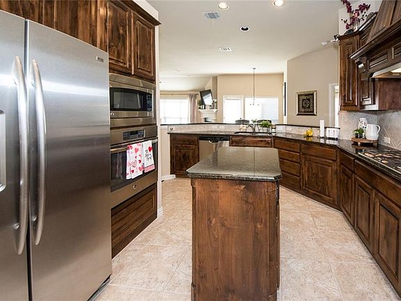 5th image of 4401 Moonlight Dr