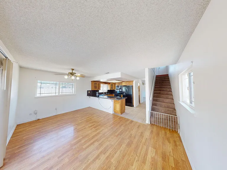 15569 Esther St — Photo 3