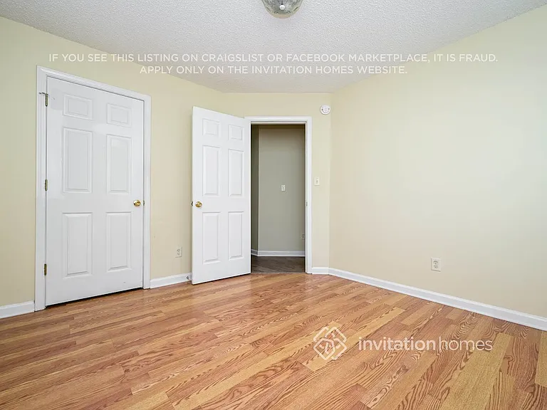 8040 Highland Pkwy — Photo 9