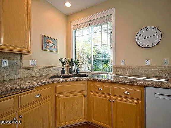 2877 Capella Way — Photo 21