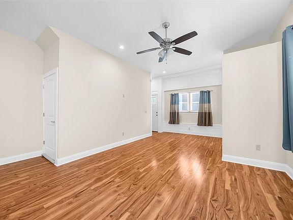 5th image of 609 Walnut Ave