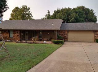 80 Foxfire Rd, Lawton, OK 73507